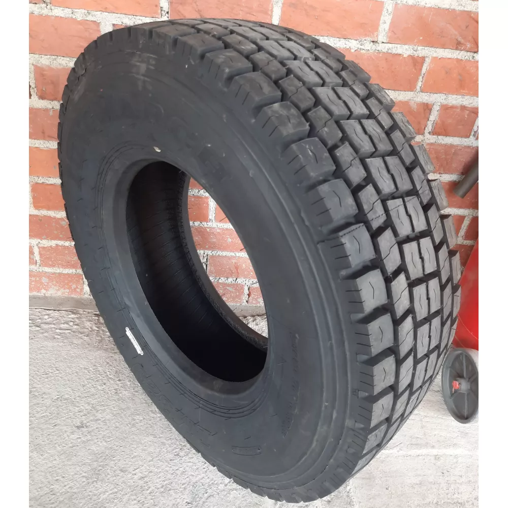 Грузовая шина 305/70 R19,5 Long March LM-329 18PR в Кыштыме